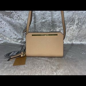 Nude Steve Madden wallet off the shoulder purse